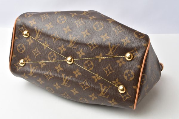 211109 796 7 lv 7 Louis Vuitton Tivoli PM Monogram Tote Bag