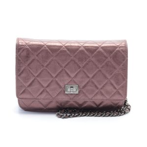 2118300056356 1 Gucci GG Marmont Quilted Small Shoulder Bag