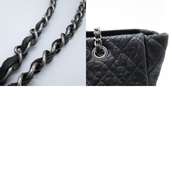 2118400120445 10c Chanel Chain Tote Bag Black