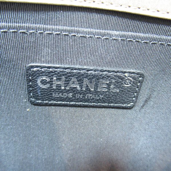 2118800100962 11 Chanel Boy Chanel Chain Shoulder Bag Black