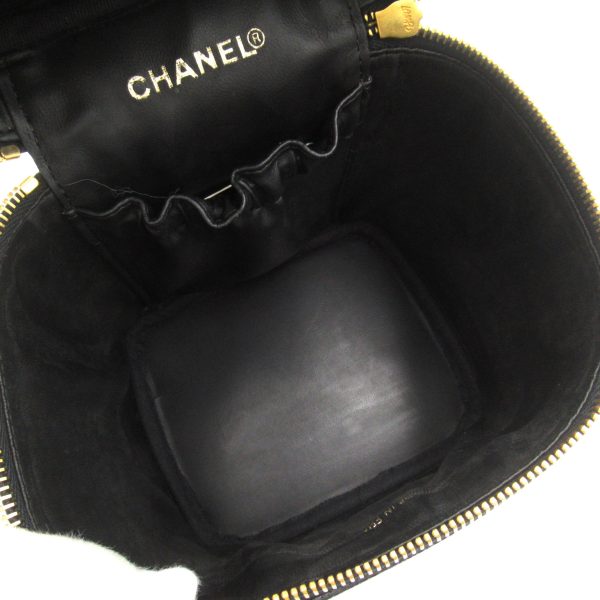 2118800104571 7 Chanel Vanity Handbag Caviar Skin Black