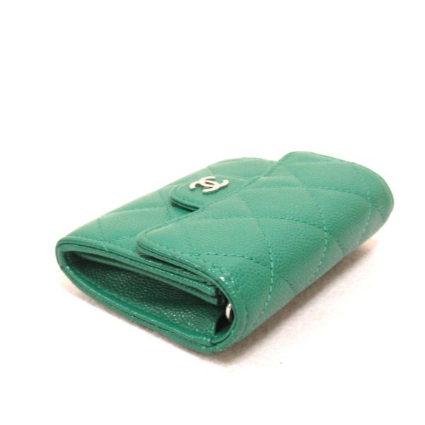 2119900004419 5 Chanel Chain Wallet Caviar Skin Green