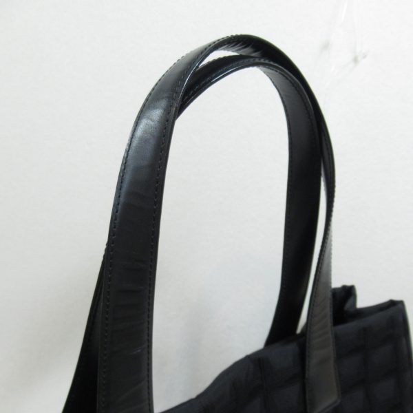 2120100000743 9 Chanel Line Tote MM Bag Black