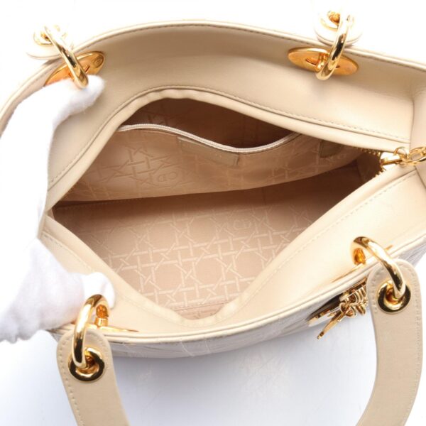 2120100004406 3 Christian Dior Dior Cannage Handbag Beige