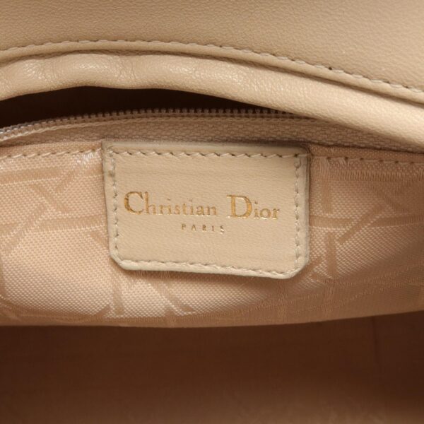 2120100004406 4 Christian Dior Dior Cannage Handbag Beige