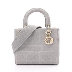 2120700055563 1 Fendi Handbag Mouton Pink