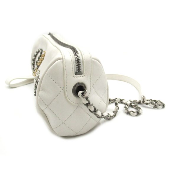 2120700130178 3 Chanel Chain Shoulder Bag White