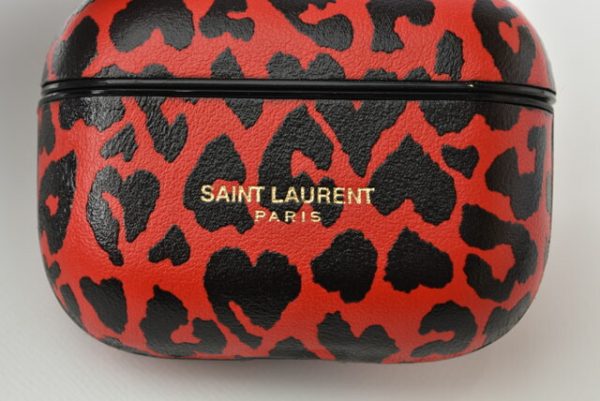 2212 232 4 ysl 2 Saint Laurent Paris AirPods Case Leopard Red