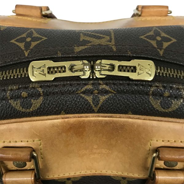 23 1520 15 Louis Vuitton Excursion Handbag Monogram Brown