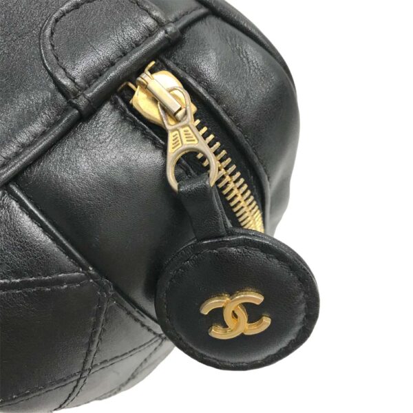 23 2494 14 Chanel Vanity Pouch Mini Bag Lambskin Black