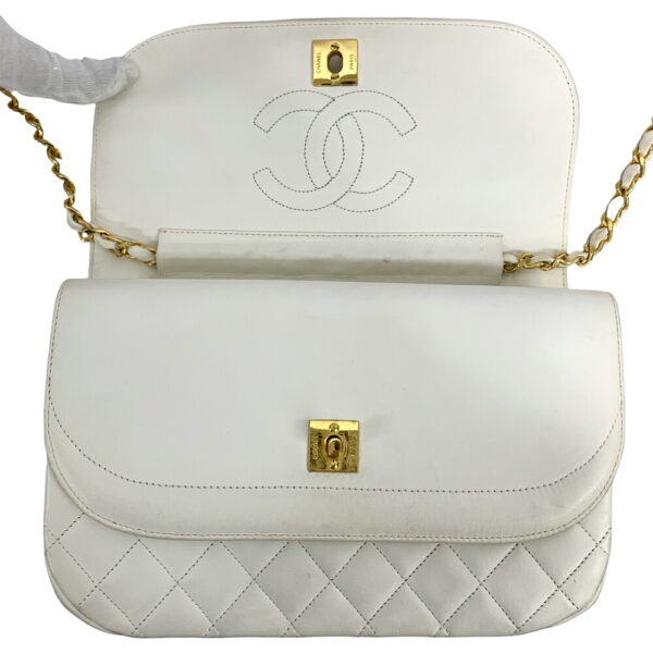 23 4201 13 Chanel Chain Shoulder Bag Matelasse White