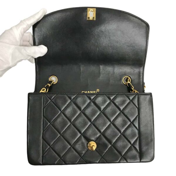 23 5062 10 Chanel Matelasse Diana Flap Chain Shoulder Bag Lambskin Black