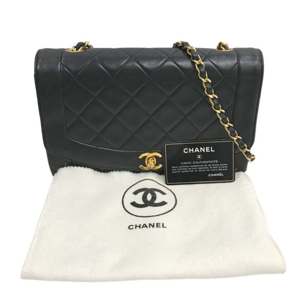 23 5062 20 Chanel Matelasse Diana Flap Chain Shoulder Bag Lambskin Black