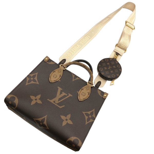 2300038812810 15 LOUIS VUITTON On the Go PM Monogram Giant Handbag