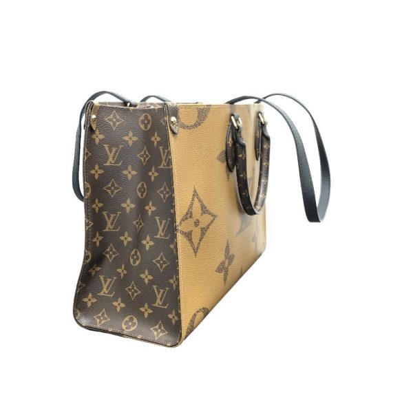 2300039083264 2 LOUIS VUITTON On the Go MM Giant Reverse Tote Bag