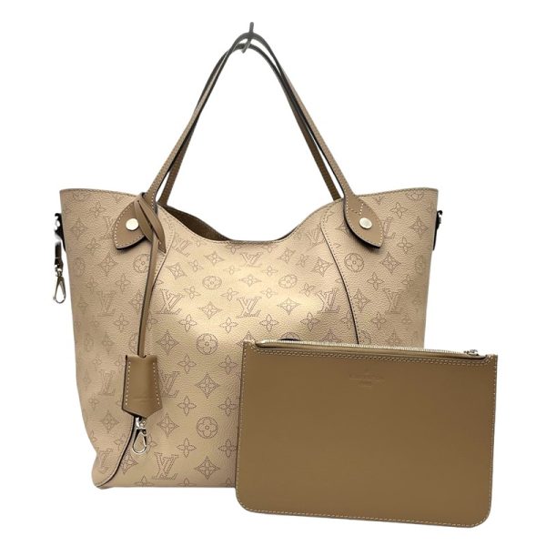 2300039330139 19 LOUIS VUITTON Hina MM Gale Monogram Mahina Tote Bag