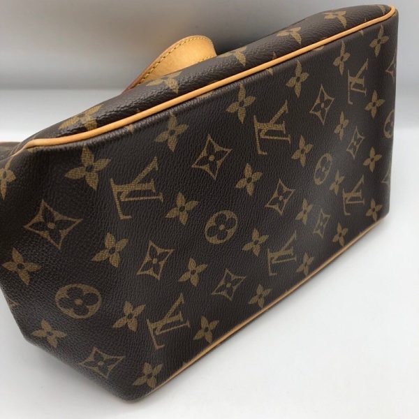 2300039389878 3 LOUIS VUITTON Batignolles Monogram Handbag