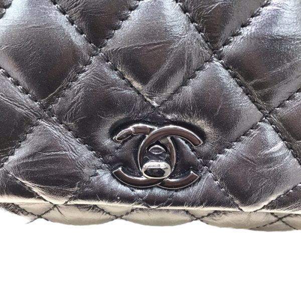 2300039598119 10 CHANEL Coco Handle XS Metallic Black Calf Black Handbag