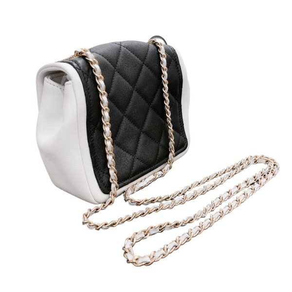 2300039744714 4 CHANEL mini chain shoulder bag blackwhite calf shoulder bag