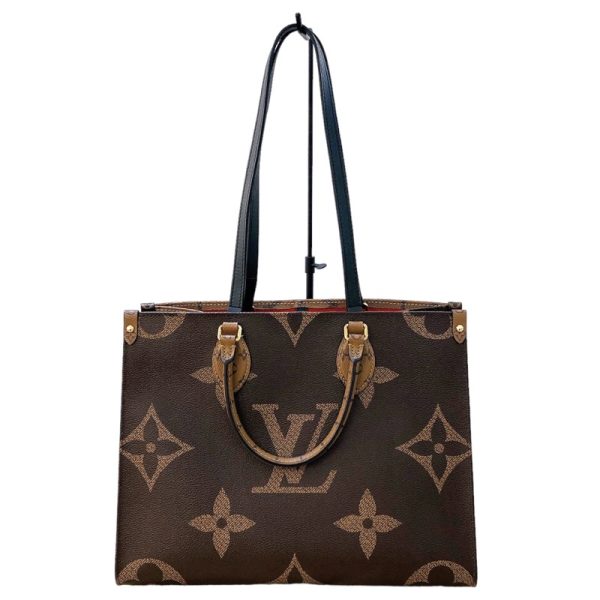 2300039745001 17 LOUIS VUITTON On the Go MM Brown Monogram Giant Handbag