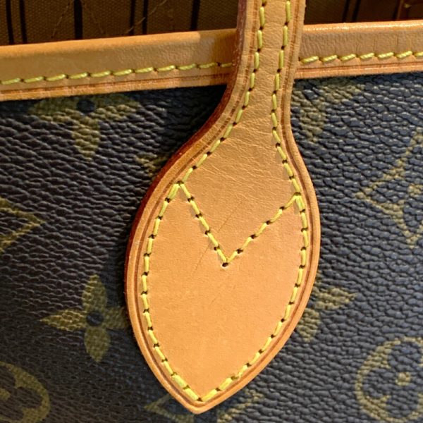 2300039815568 13 LOUIS VUITTON Neverfull PM Monogram Tote Bag