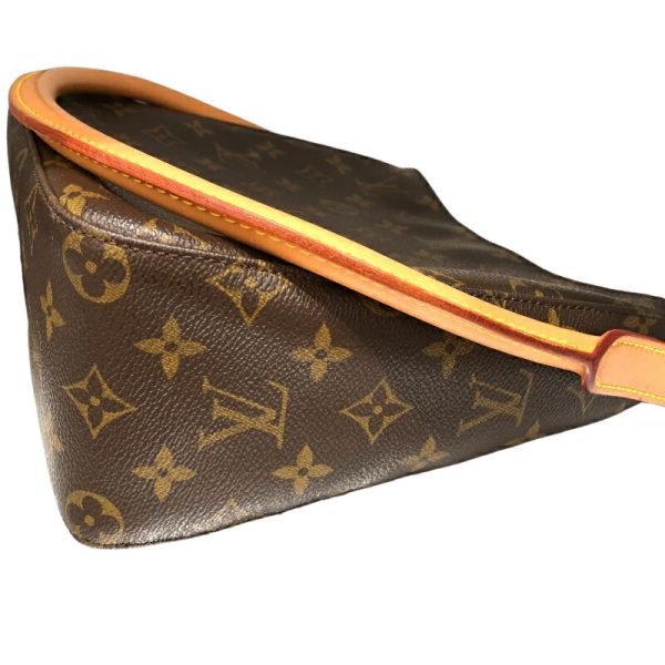 2300039820920 10 LOUIS VUITTON Looping MM M51146 Handbag