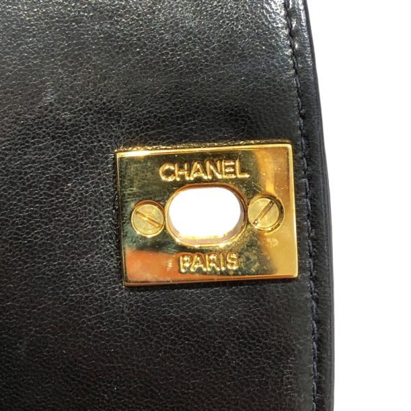 2300040357668 6 CHANEL Diana 25 Black Lambskin Shoulder Bag