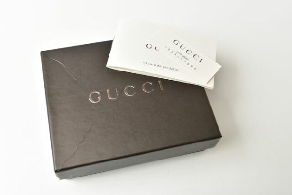 230304 g 9 Gucci Petit Marmont Card Case Off White