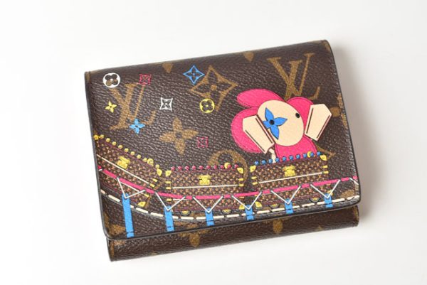 230318 lv 2 Louis Vuitton Vivienne Portefeuille Victorine TrifWallet