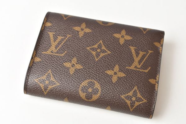 230318 lv 4 Louis Vuitton Vivienne Portefeuille Victorine TrifWallet