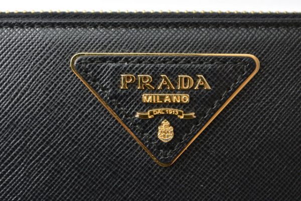 230419 p 4 Prada Long Wallet Saffiano Black