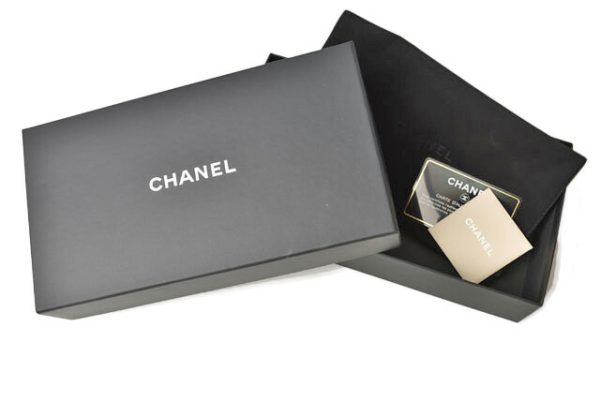 230452 ch 12 Chanel Long Wallet Lambskin Black Bordeaux