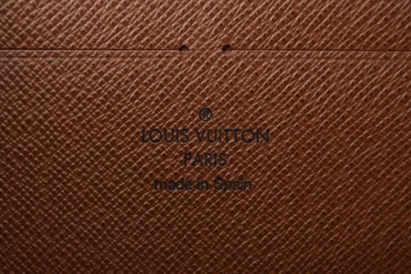 230458 lv 7 Louis Vuitton Zippy Wallet Monogram