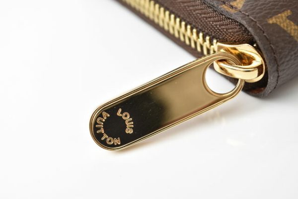 230458 lv 8 Louis Vuitton Zippy Wallet Monogram