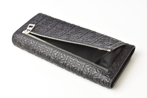 2306 68 lo 4 Loewe Long Wallet Anagram Black