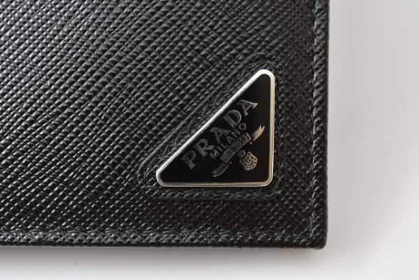 230636 p 3 Prada Wallet Folding Saffiano Black