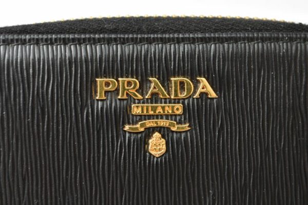 230645 p 3 Prada Mini Wallet Vitello Move Black