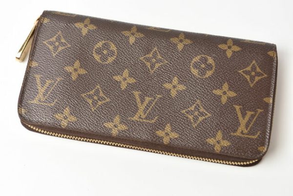 230652 lv 3 Louis Vuitton Zippy Wallet Monogram V Brown