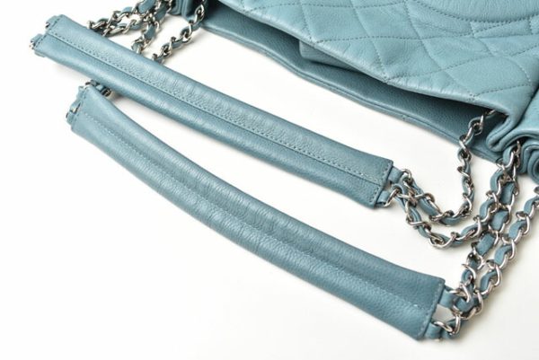 230660 ch 15 CHANEL Tote Bag Chain Bag Quilting Stitch Blue