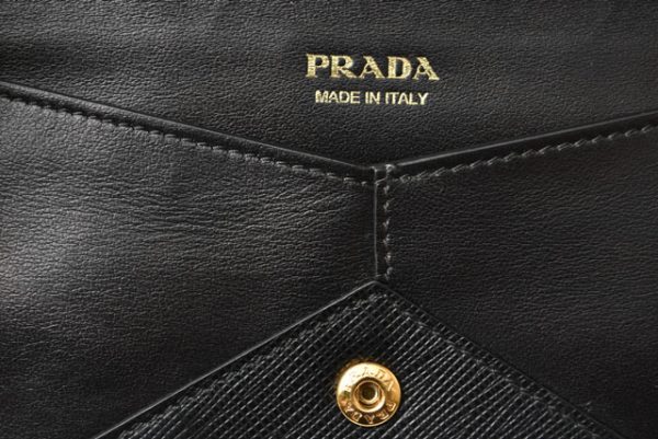 230724 p 10 Prada Long Wallet Saffiano Black