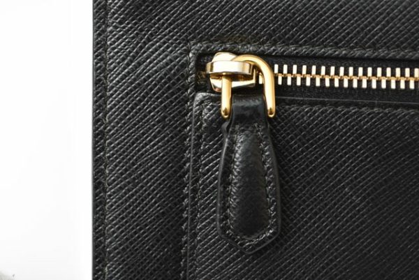 230724 p 4 Prada Long Wallet Saffiano Black