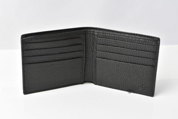 230725 g 6 Gucci BillfWallet Dorian Black