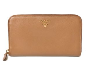 230726 p 1 PRADA Bifold Saffiano Metal Wallet Pink