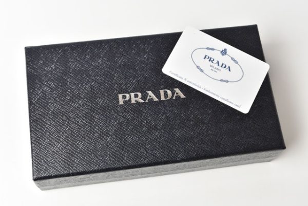 230726 p 10 Prada Long Wallet Saffiano Caramel