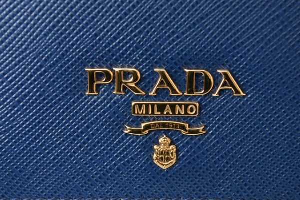 231016 p 3 Prada Folding Wallet Saffiano Bluette Blue