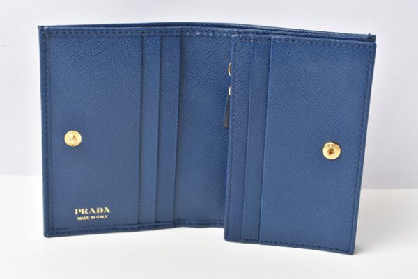 231016 p 7 Prada Folding Wallet Saffiano Bluette Blue