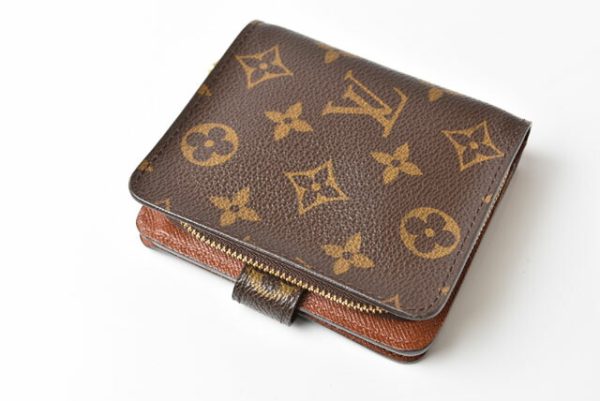 23112509 lv 10 Louis Vuitton Folding Wallet Monogram