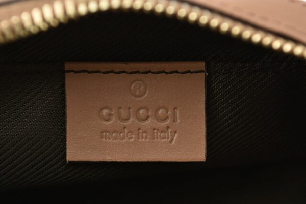 23112529 g 3 Gucci Pouch GG Raspberry