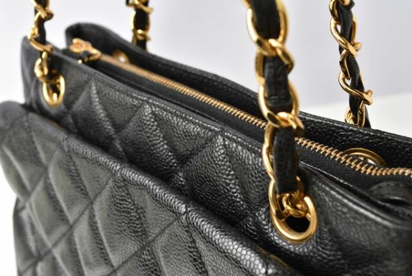 23112605 ch 5 Chanel Shoulder Bag Chain Tote Caviar Skin Black