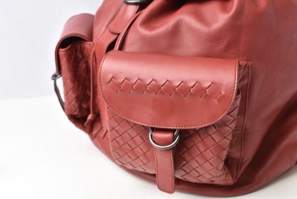 23122119 bv 4 Bottega Veneta Backpack Intrecciato Red